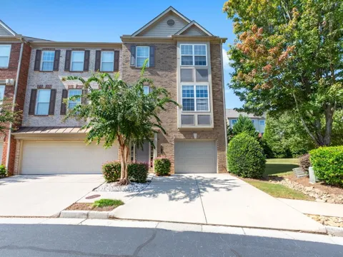 3214 Greenwood Oak Drive