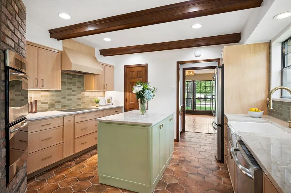 2001 Pebble Beach Court Richardson, TX 75082