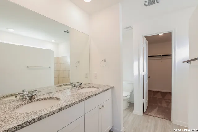 2721 La Mundial Seguin, TX 78155