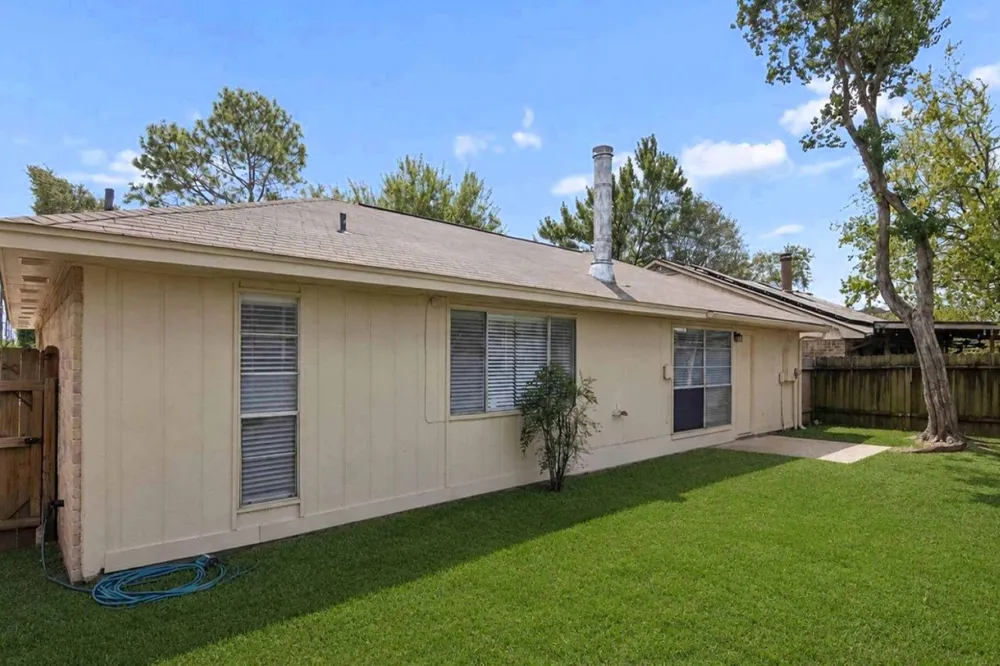 10411 Rabbit Oak Drive Houston, TX 77065