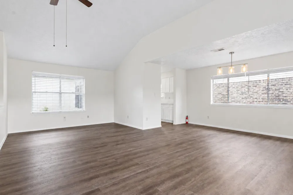 10411 Rabbit Oak Drive Houston, TX 77065