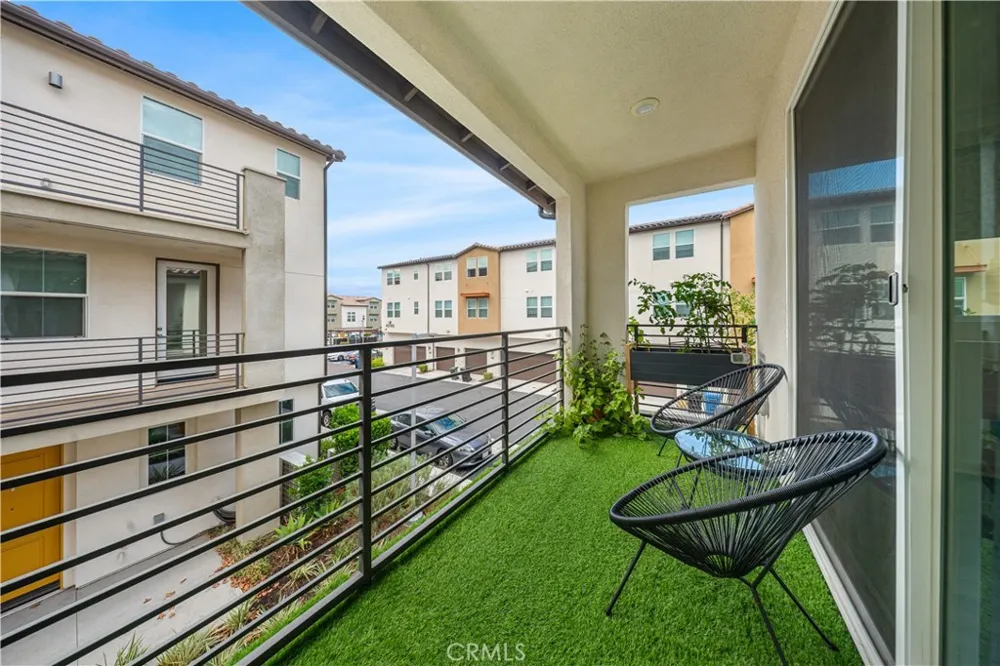 667 Lemon Lane Covina, CA 91723