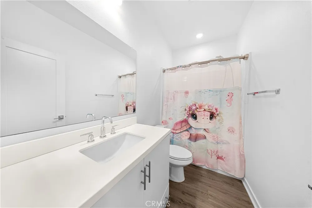 667 Lemon Lane Covina, CA 91723