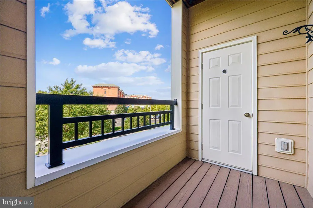 9403 BLACKWELL #301 Rockville, MD 20850