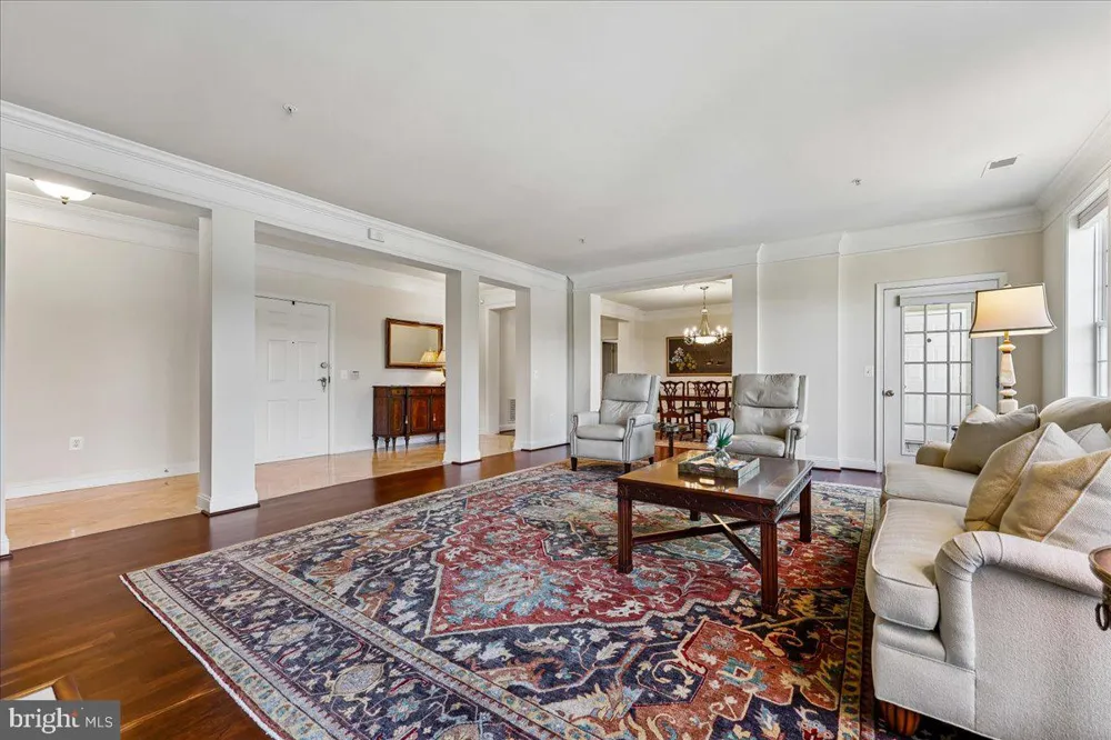 9403 BLACKWELL #301 Rockville, MD 20850