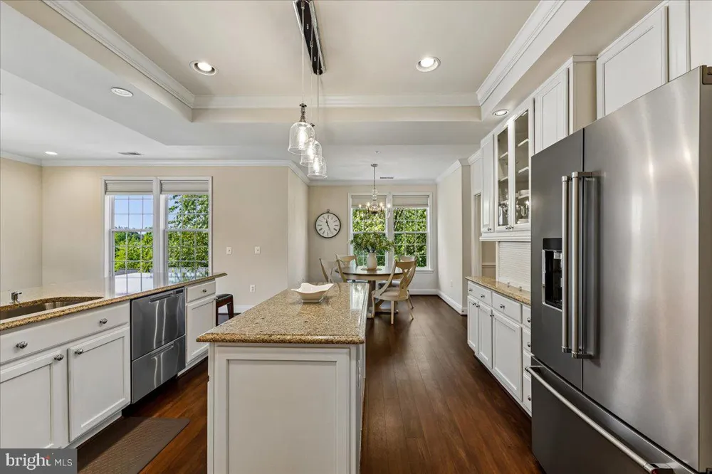 9403 BLACKWELL #301 Rockville, MD 20850