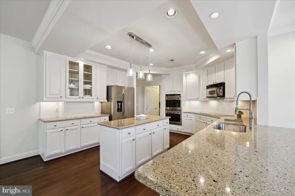 9403 BLACKWELL #301 Rockville, MD 20850
