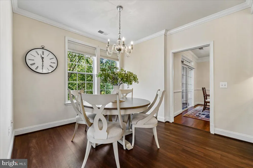 9403 BLACKWELL #301 Rockville, MD 20850