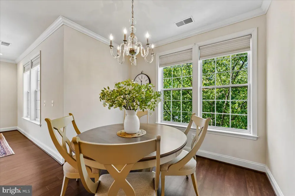 9403 BLACKWELL #301 Rockville, MD 20850