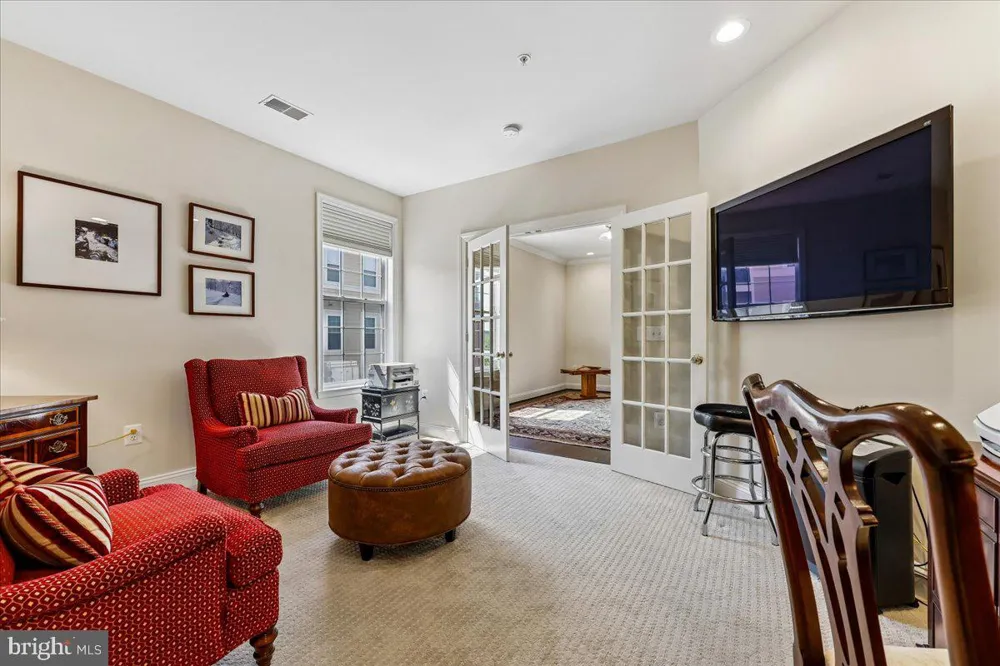 9403 BLACKWELL #301 Rockville, MD 20850