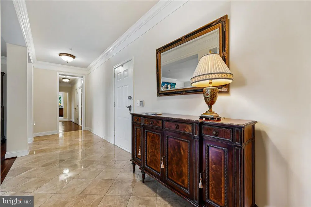 9403 BLACKWELL #301 Rockville, MD 20850