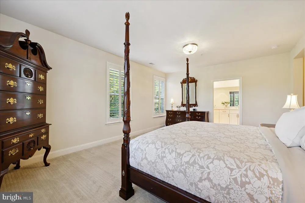 9403 BLACKWELL #301 Rockville, MD 20850