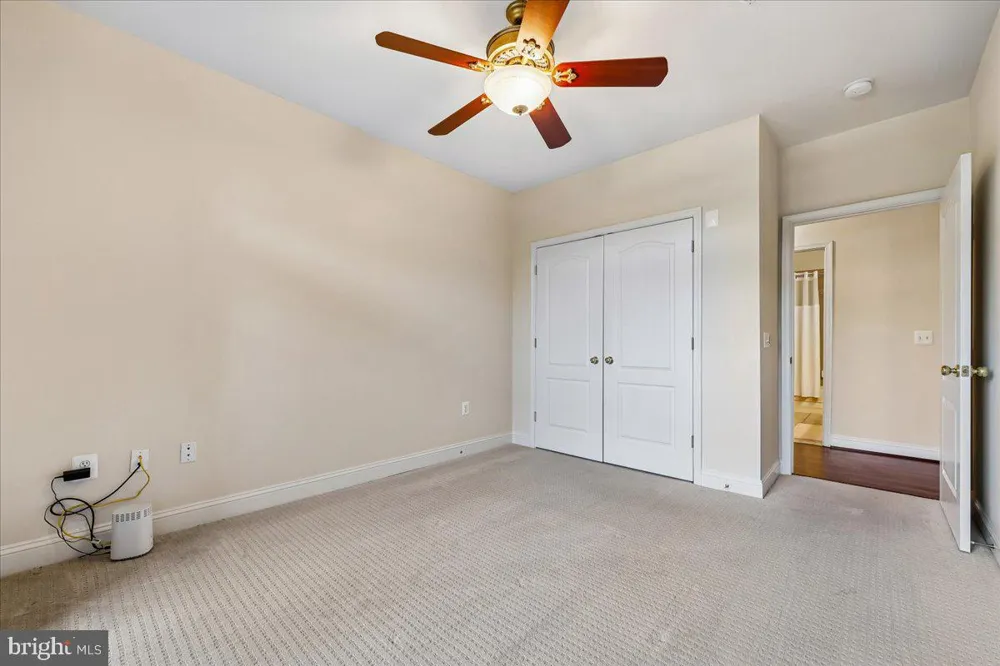 9403 BLACKWELL #301 Rockville, MD 20850