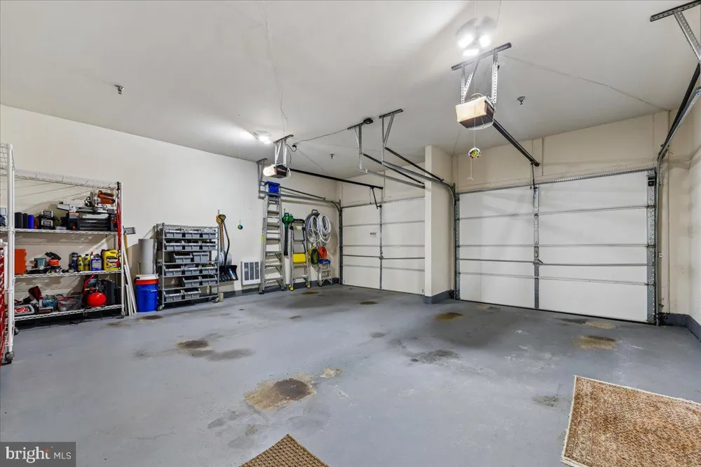 9403 BLACKWELL #301 Rockville, MD 20850