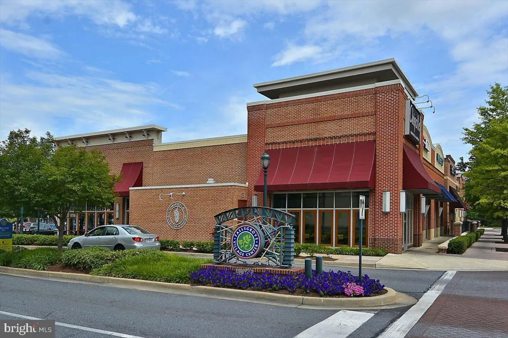 9403 BLACKWELL #301 Rockville, MD 20850