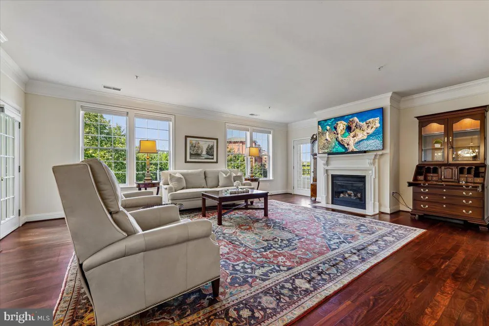 9403 BLACKWELL #301 Rockville, MD 20850