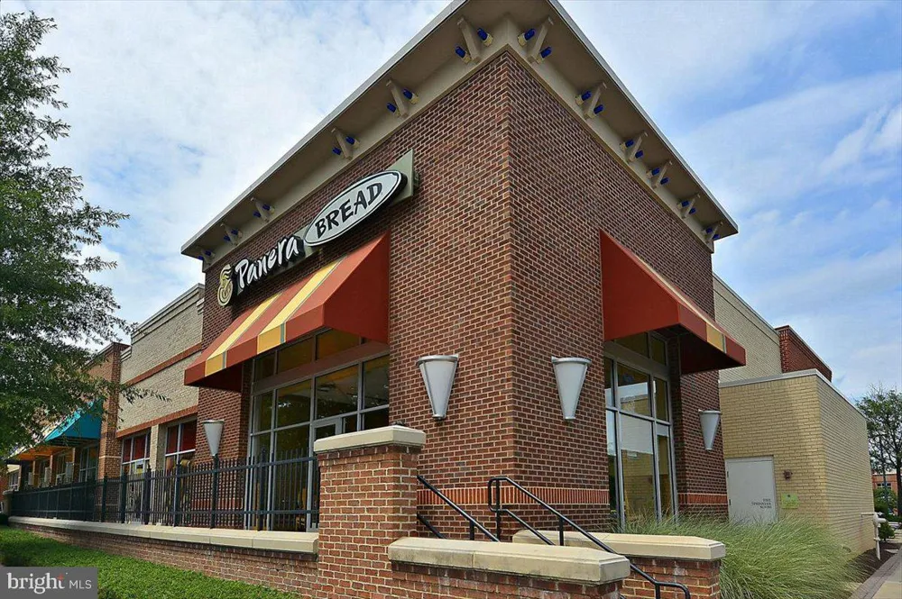 9403 BLACKWELL #301 Rockville, MD 20850