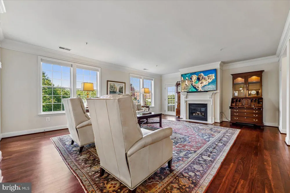 9403 BLACKWELL #301 Rockville, MD 20850