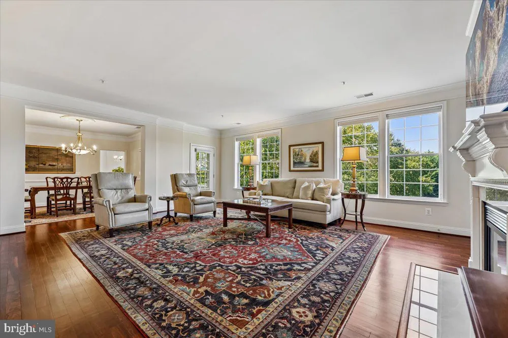 9403 BLACKWELL #301 Rockville, MD 20850