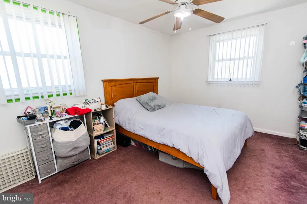 794 NORTH HILLS AVENUE Glenside, PA 19038