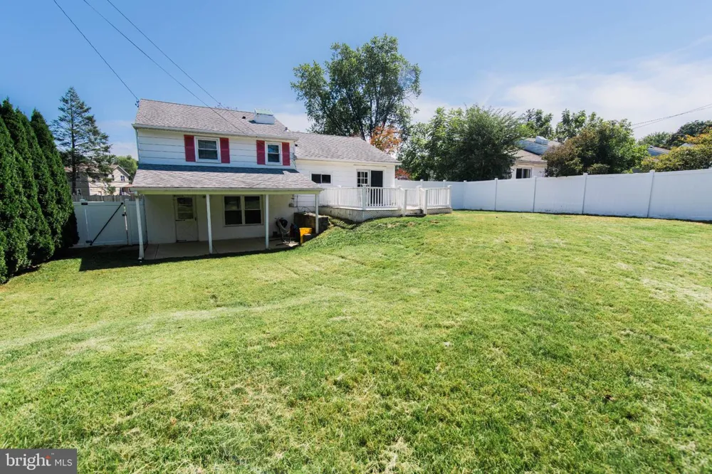 794 NORTH HILLS AVENUE Glenside, PA 19038