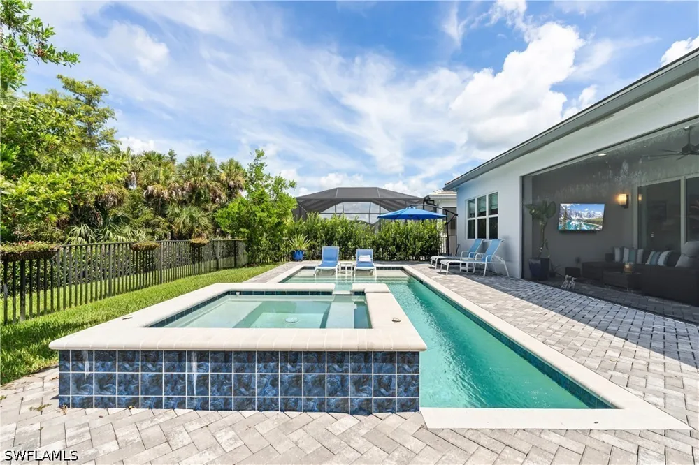 Bonnet Drive Naples, FL 34120
