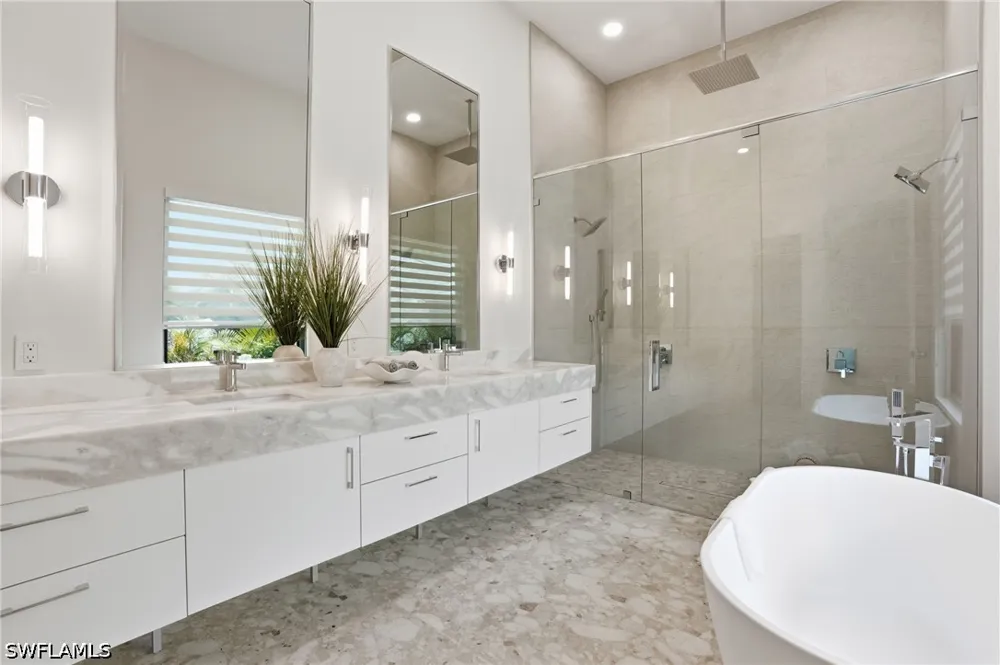 8th Terrace Naples, FL 34102
