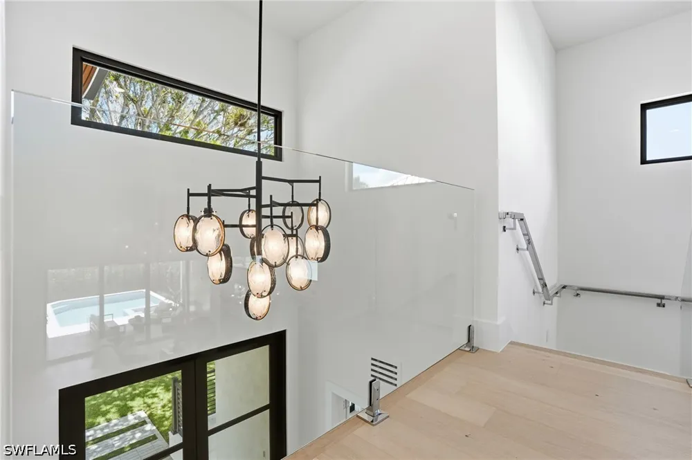 8th Terrace Naples, FL 34102