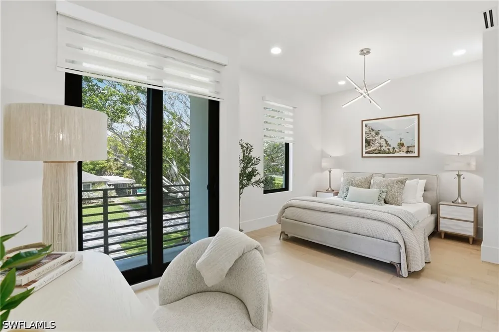 8th Terrace Naples, FL 34102