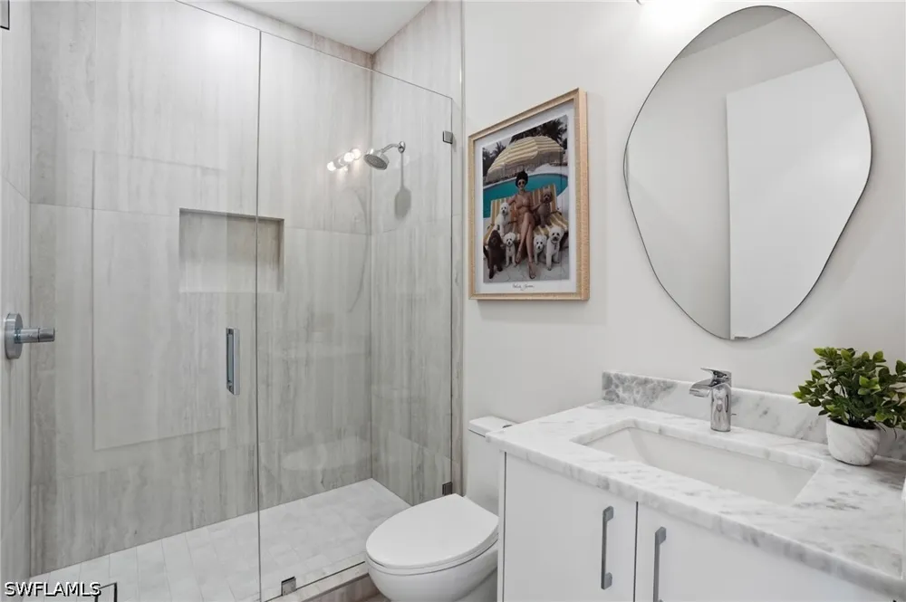 8th Terrace Naples, FL 34102