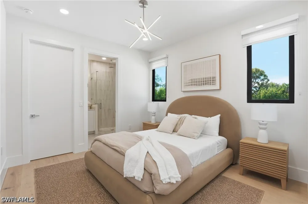 8th Terrace Naples, FL 34102