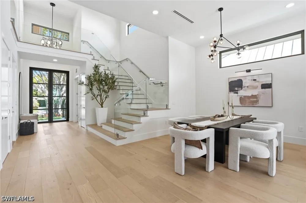 8th Terrace Naples, FL 34102