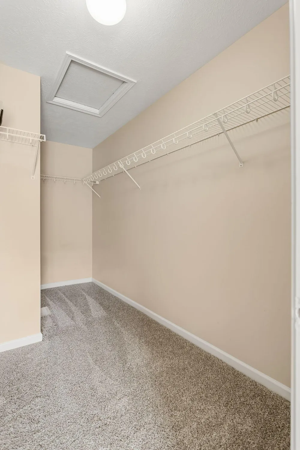 2128 Sherwood Avenue Holland, MI 49423