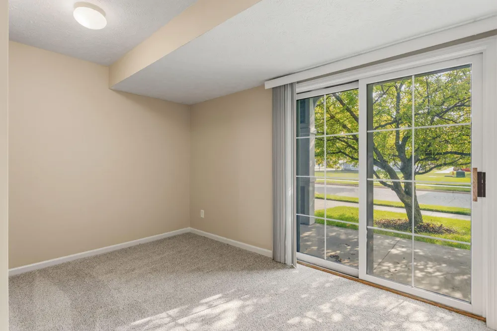 2128 Sherwood Avenue Holland, MI 49423