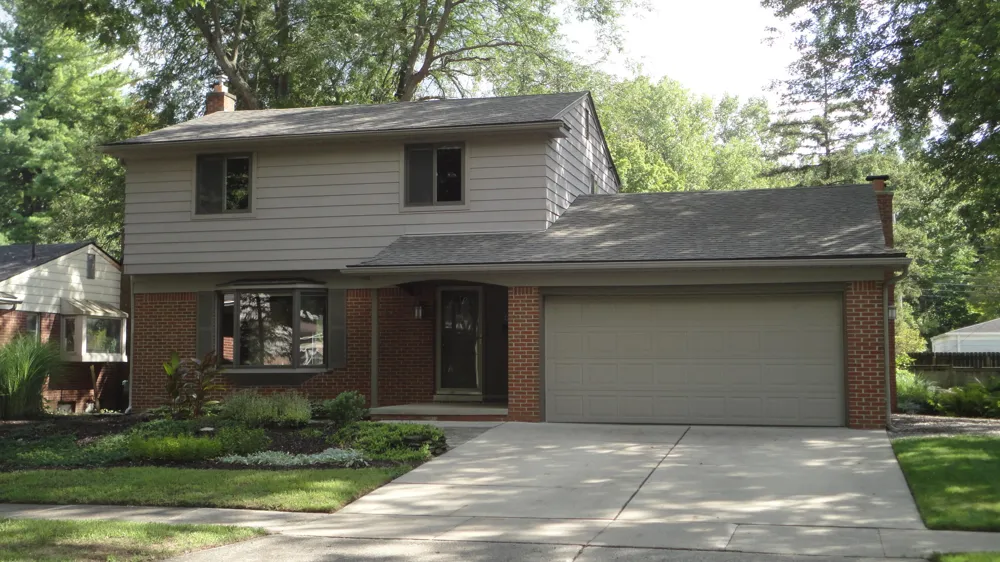 674 Canterbury Drive Saline City, MI 48176