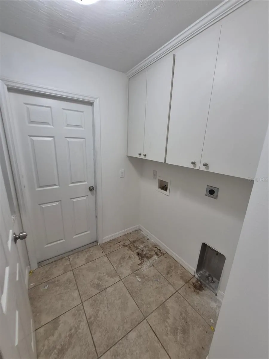 1213 W SORRENTO DRIVE Citrus Springs, FL 34434