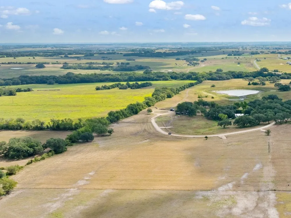 3153 FM 956 Schulenburg, TX 78956