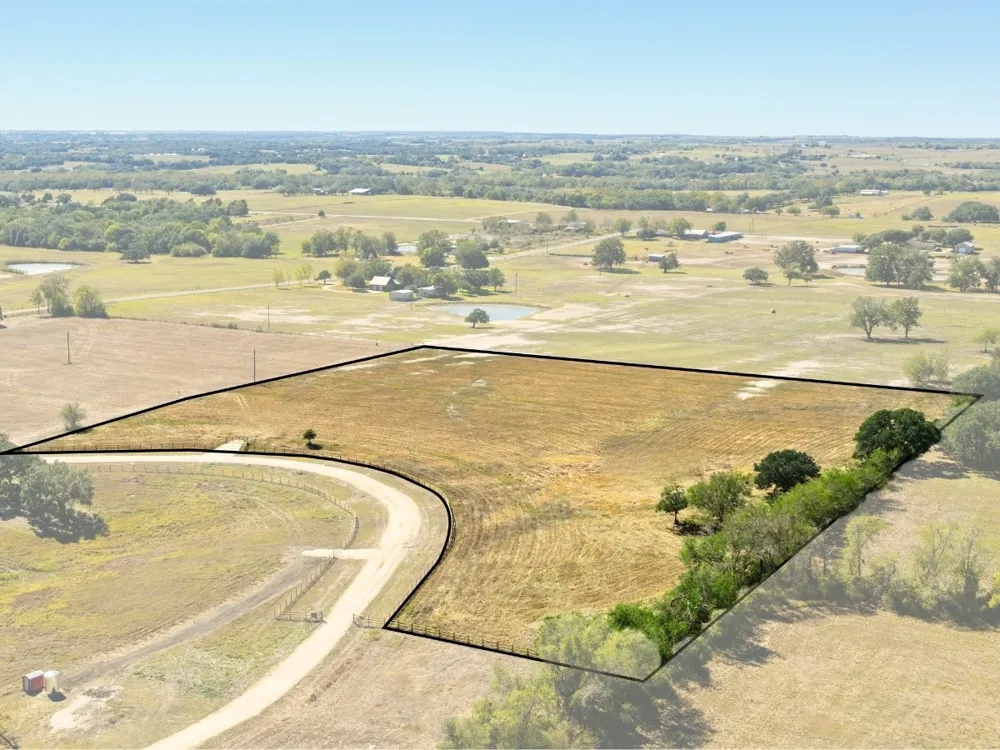 3153 FM 956 Schulenburg, TX 78956