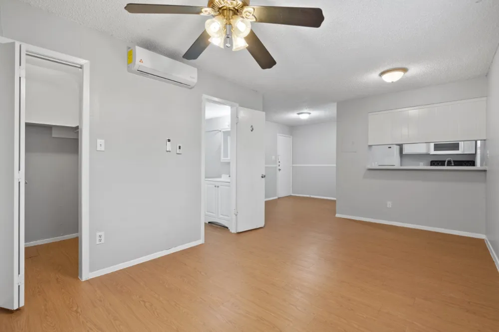 4103 Speedway #105 Austin, TX 78751