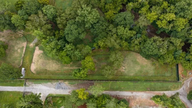 285 Air Acres Way Woodstock, GA 30188