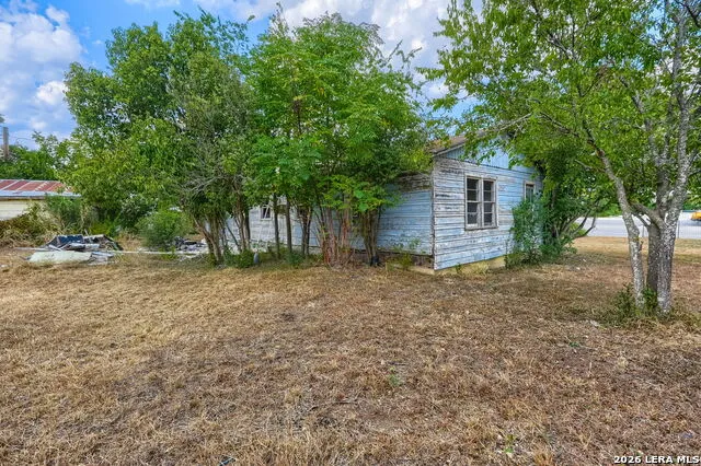 2212 Hunter Rd San Marcos, TX 78666