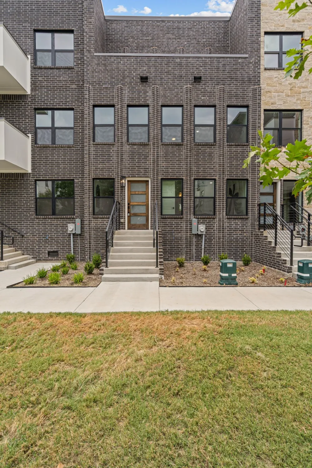 2725 Azalea Park Circle Fort Worth, TX 76107