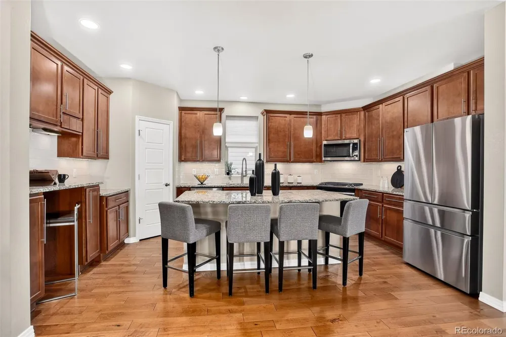 8242 E 55th Place Denver, CO 80238