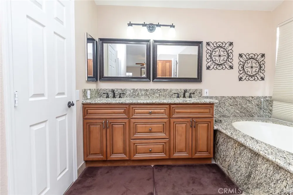 915 Beach Drive Needles, CA 92363