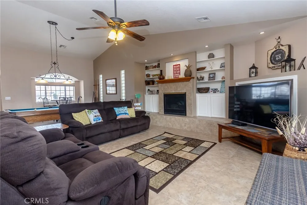 915 Beach Drive Needles, CA 92363