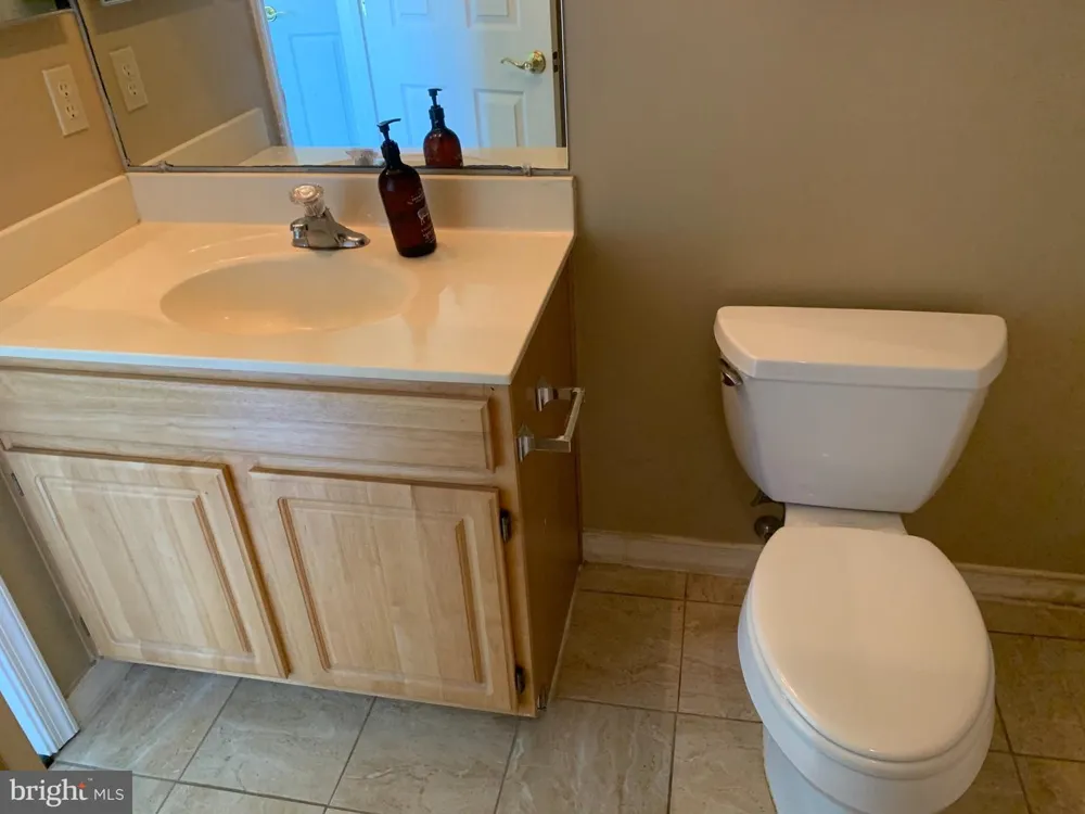 144 SPARROW ROAD Hummelstown, PA 17036