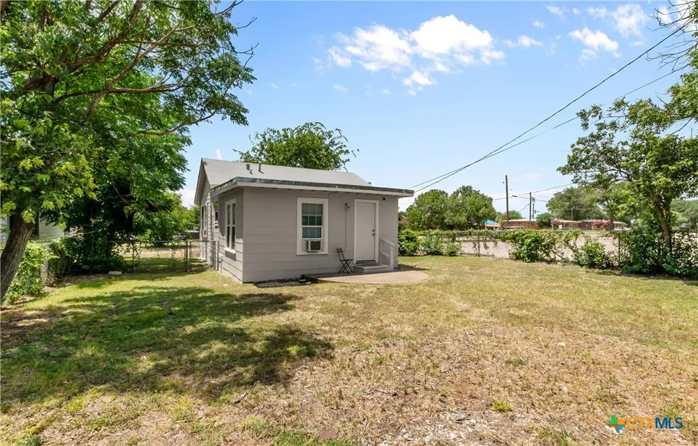 111 11th Street Temple, TX 76501