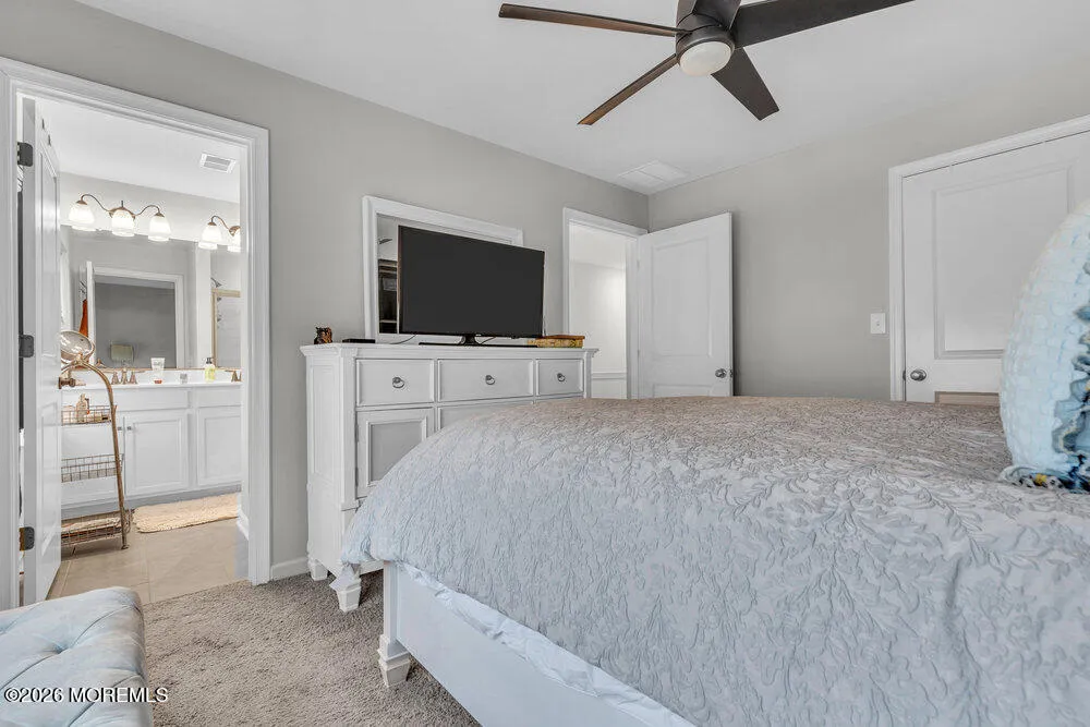 5 Farrah Drive Manahawkin, NJ 08050
