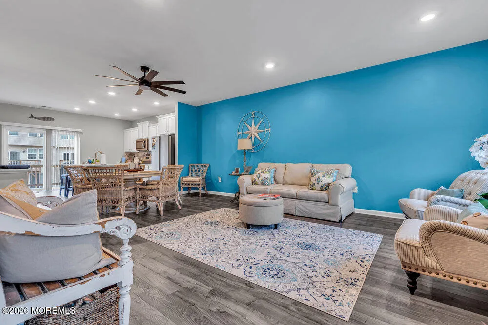 5 Farrah Drive Manahawkin, NJ 08050