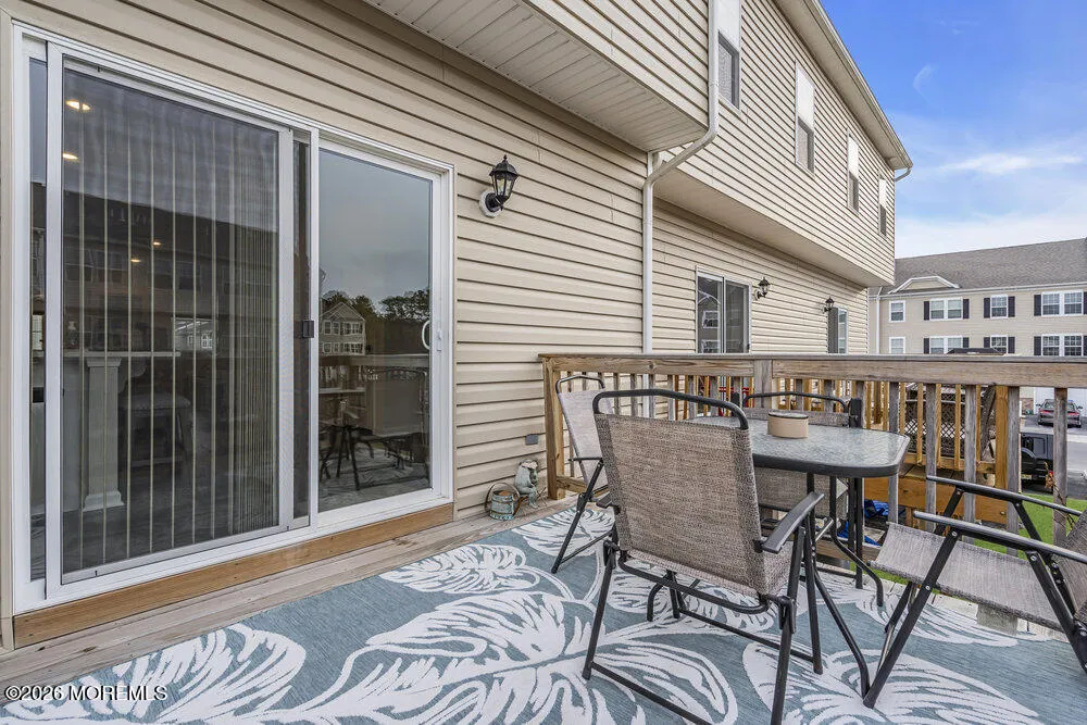 5 Farrah Drive Manahawkin, NJ 08050
